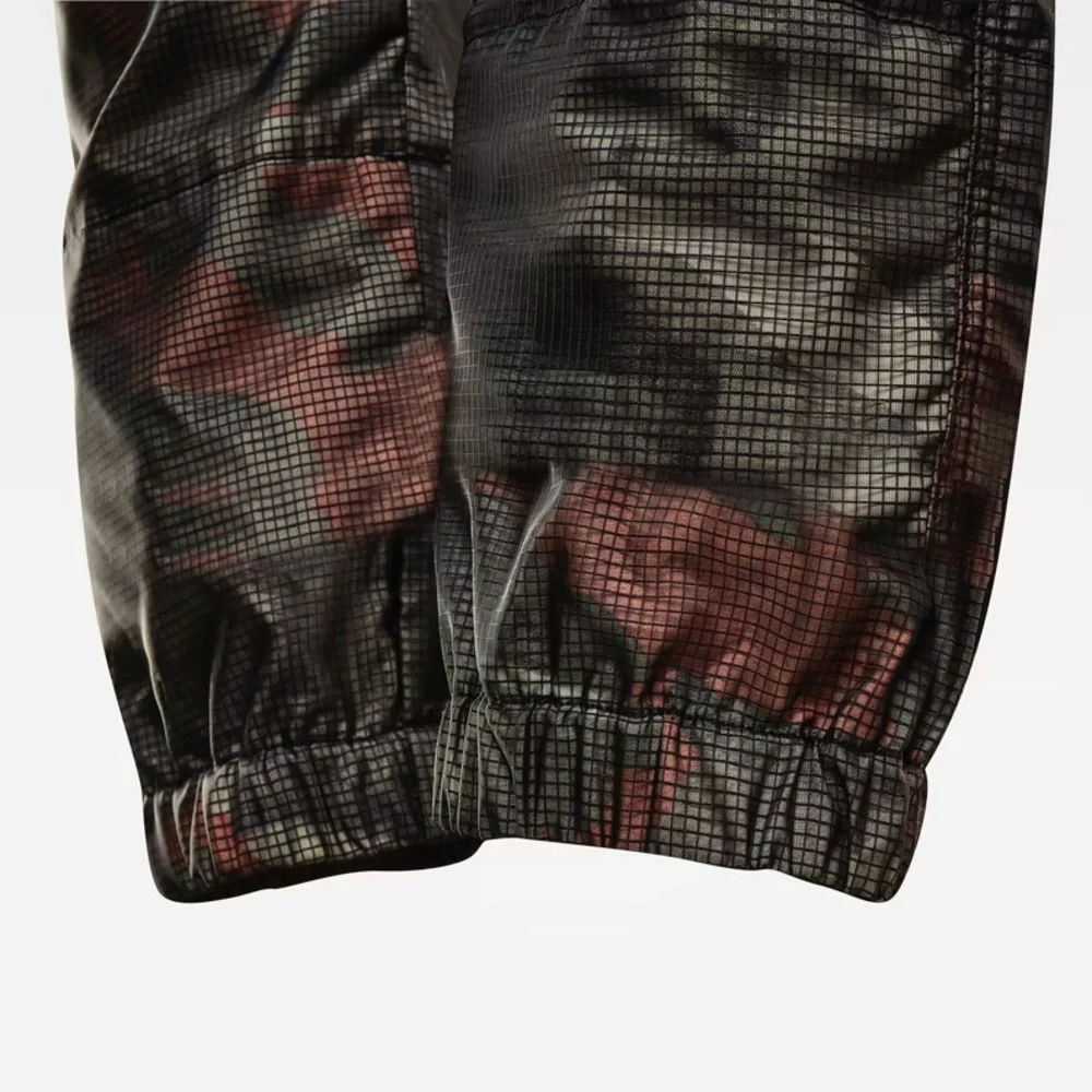 NWT G-Star E Boyfriend Mid Cargo Pants - Silkscreen Ripstop Print - Picture 7 of 16